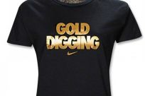 &quot;Gold Digging&quot; Shirt Stirs Controversy