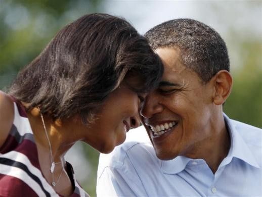 The Obamas039 First Kiss Immortalized