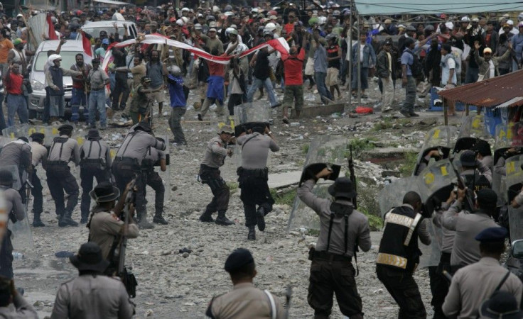 Police, miners clash at Grasberg mine