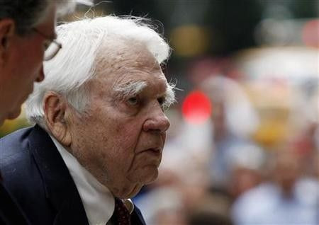Andy Rooney arrives for the funeral service for longtime CBS News anchor Walter Cronkite at St.Bartholomew's Church in New York
