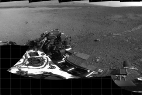 NASA Mars Rover Curiosity Makes First Movement On Red Planet
