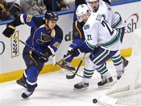Slumping Blues fire coach Payne, Hitchcock takes over