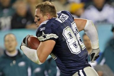 Jason Witten had 942 receiving yards and five touchdowns on 2011.