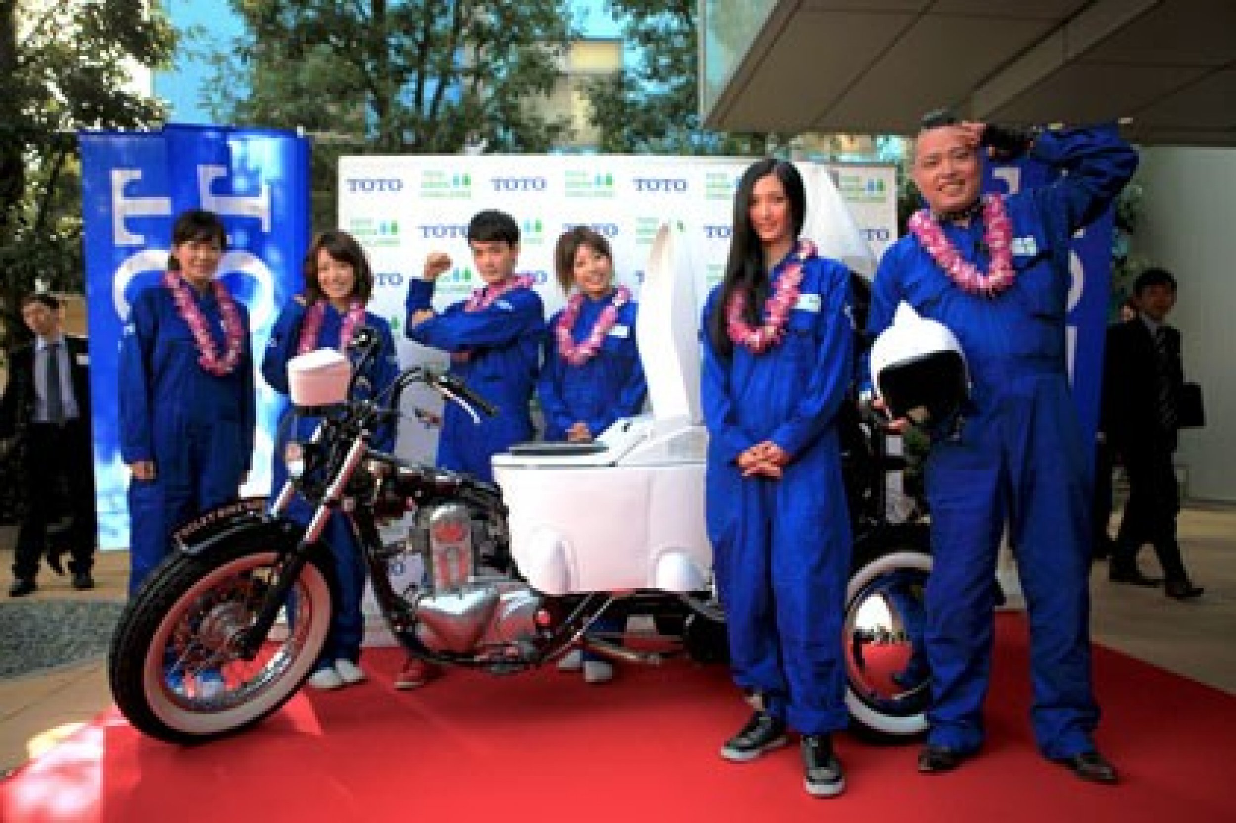 The Toilet Bike Neo crew poses.