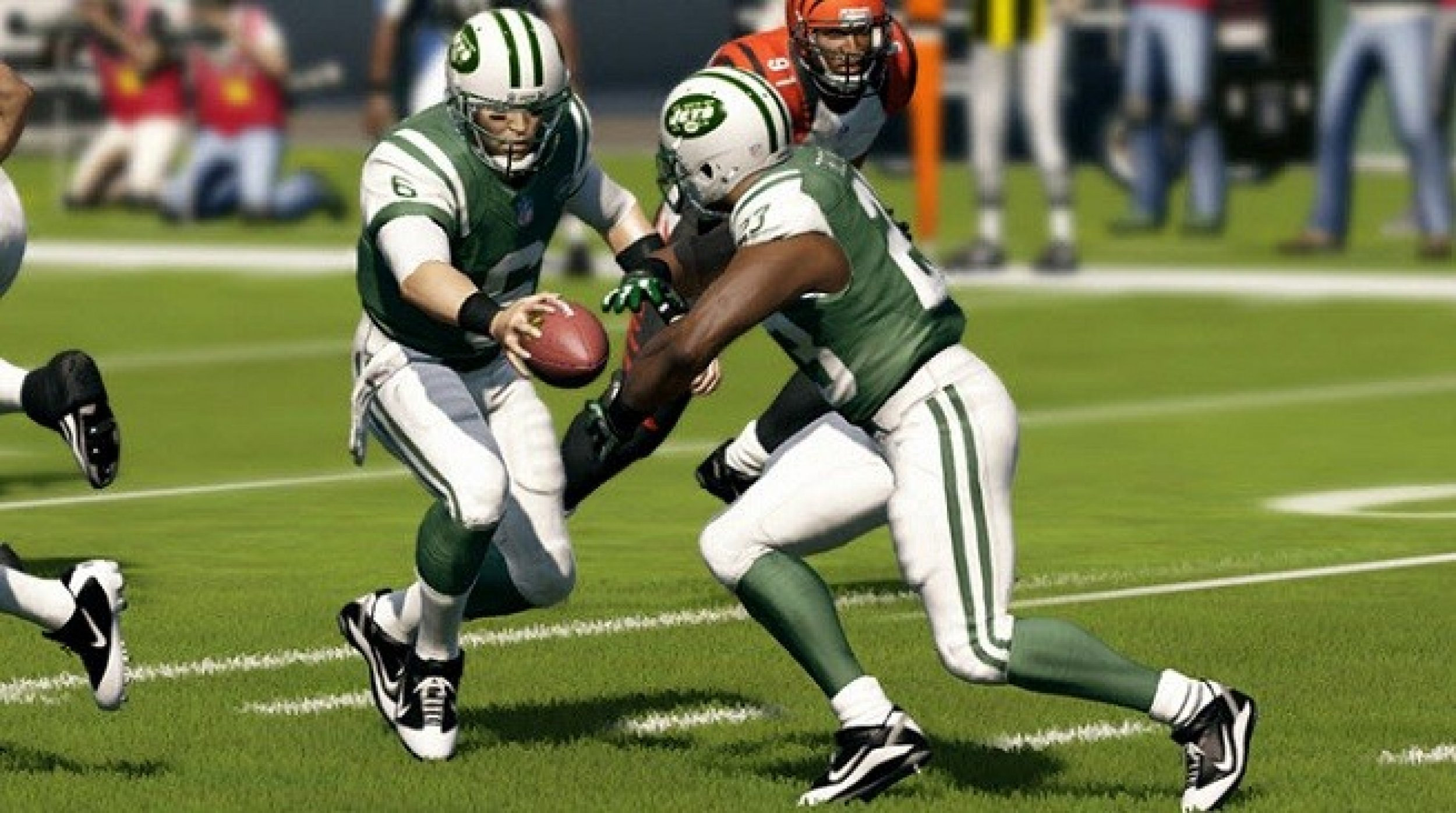 Video Game 'Madden NFL 13' Sells Record 900K Copies In One Day | IBTimes