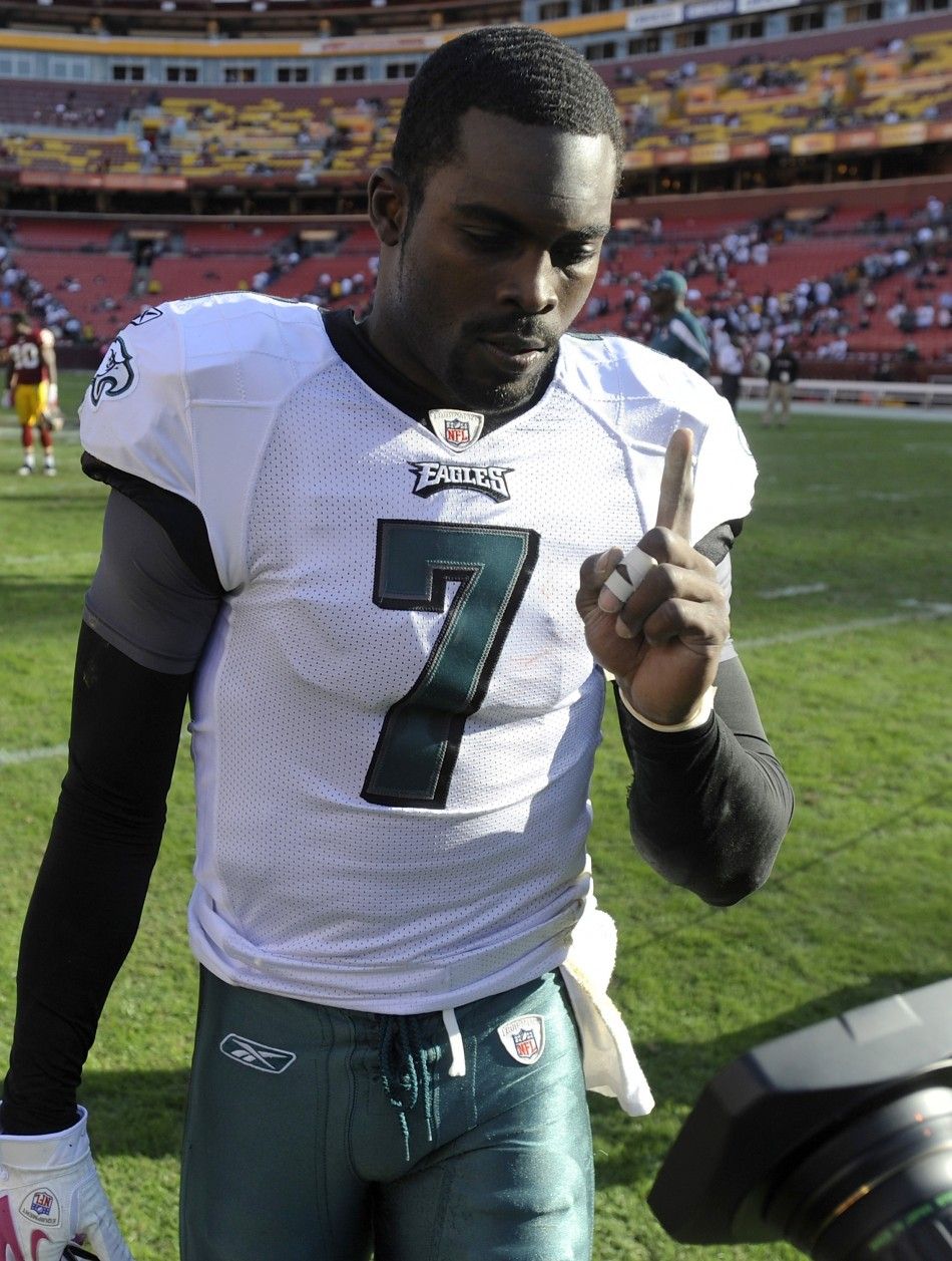 michael-vick-is-most-disliked-nfl-player-top-3-reasons-why-ibtimes