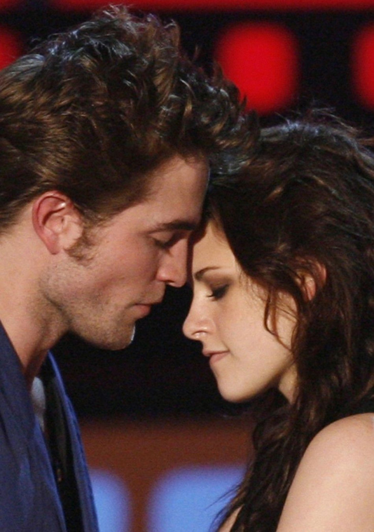 Robert Pattinson and Kristen Stewart