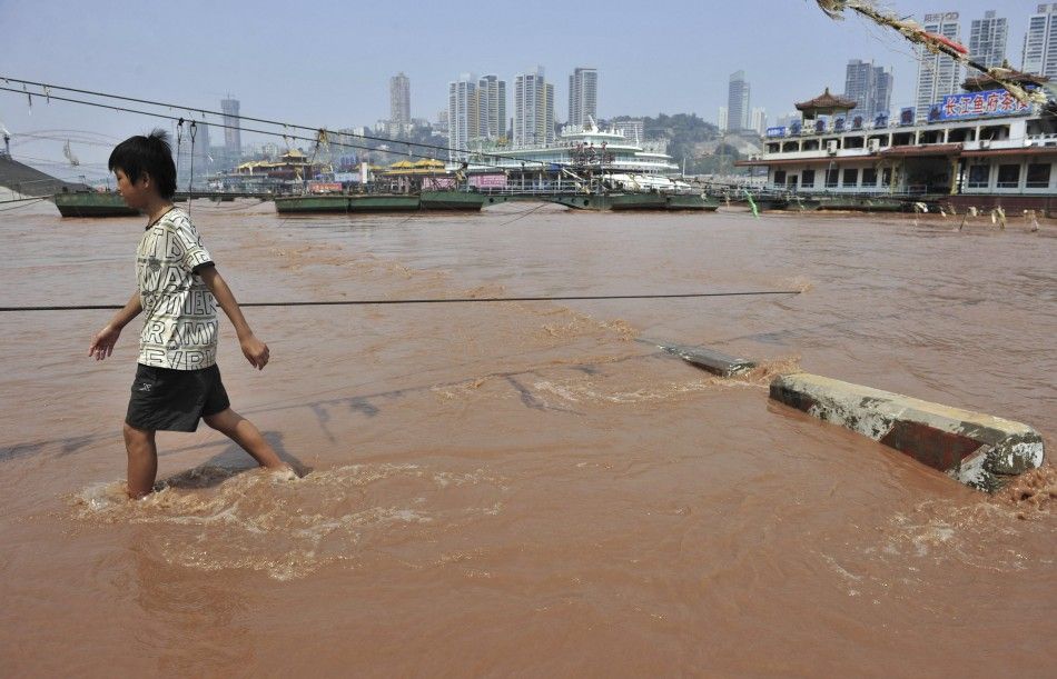 Yangtze River Turns Red Photos Of Chinas Once Golden, Now Scarlet Pathway PICTURES