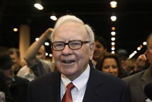 Berkshire Hathaway Chairman Warren Buffett wanders the company trade show before his company's annual meeting in Omaha