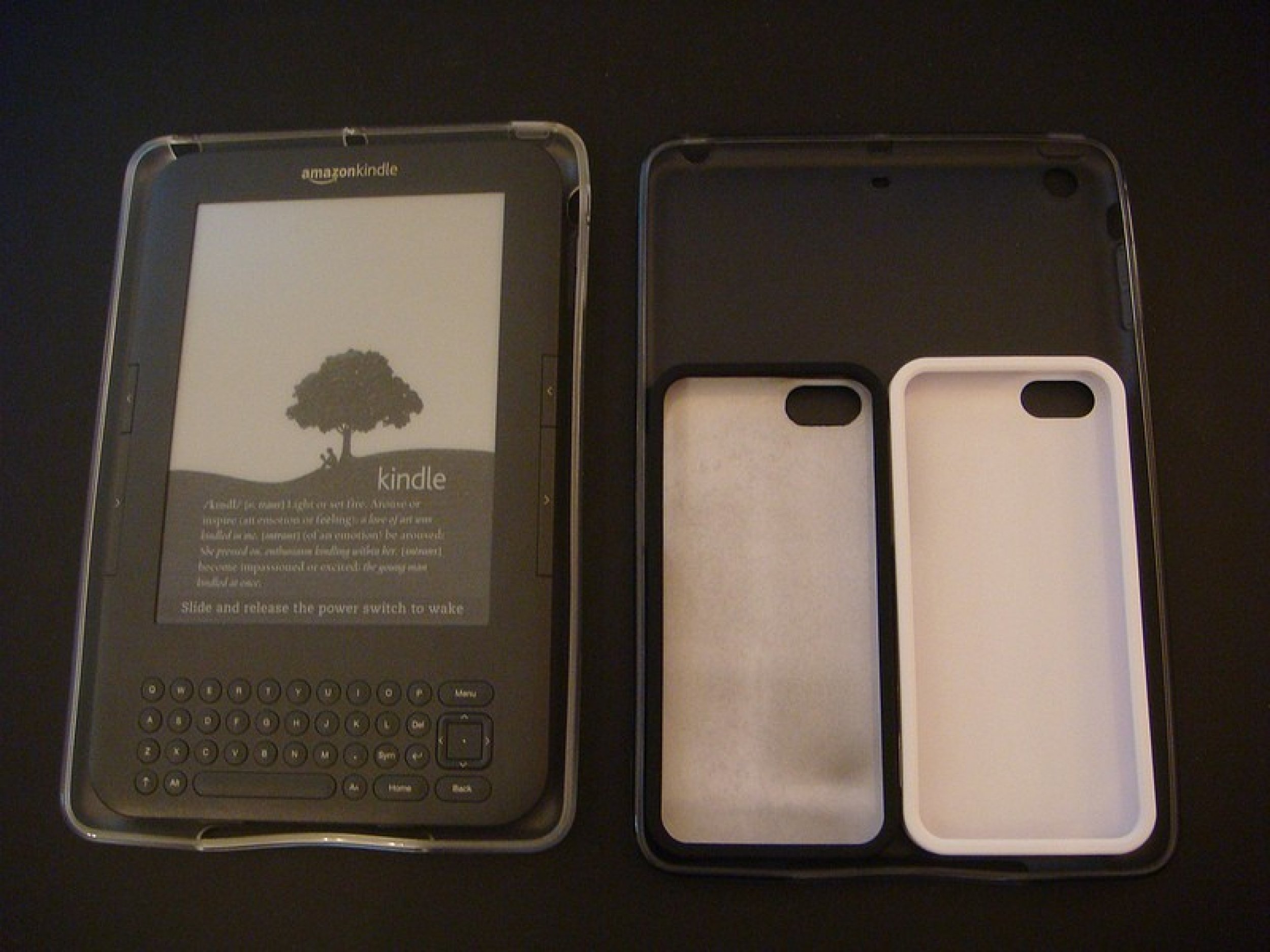 Apple iPhone 5, iPad Mini Rumors Alleged Cases Compared To iPhone 4S, New iPad PHOTOS