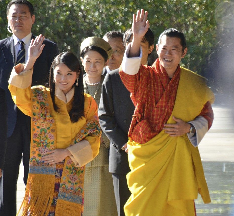 Bhutans Royal Couple Visits Japan