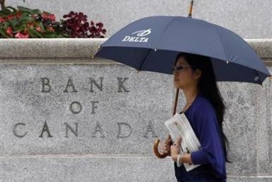 Bank of Canada sees slower growth in 2012