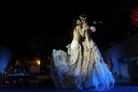 Argentina Holds World’s First Gay Wedding Dress Fashion Show