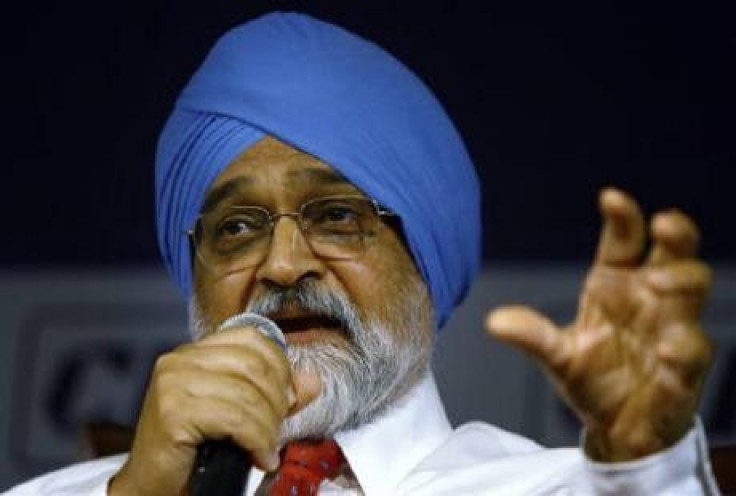 Planning Commission Deputy Chairman Montek Singh Ahluwalia speaks during a business conference organised by the Confederation of Indian Industry (CII) in New Delhi March 27, 2009. 