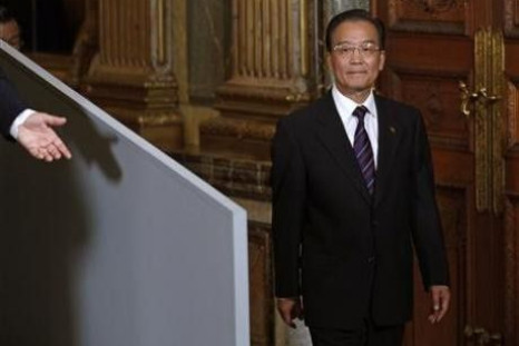 Japan and China agree to improve ties despite row