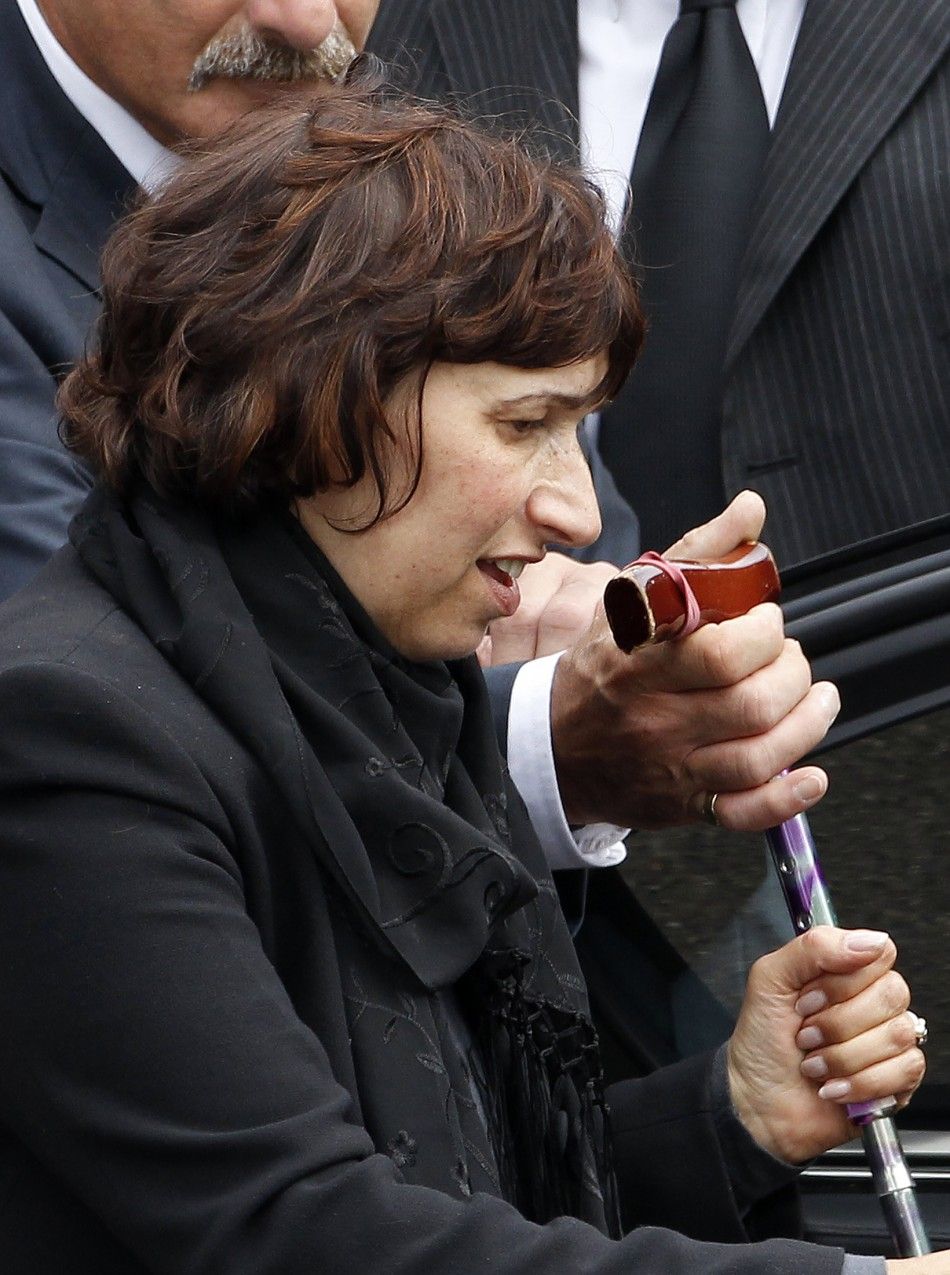 [PHOTOS] Amy Warehouse's private funeral: "Goodnight, my angel"