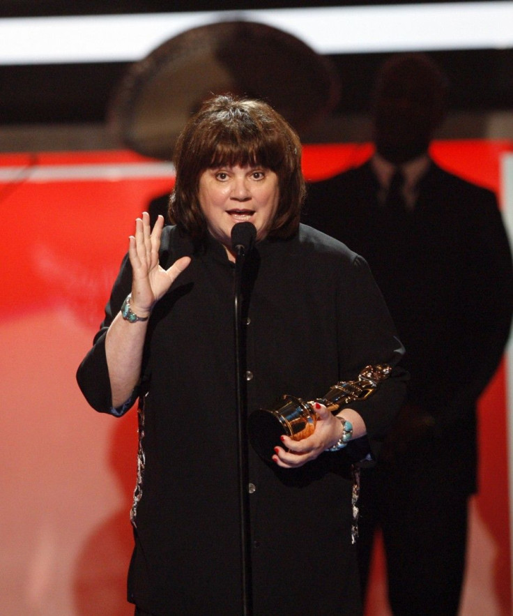 Musician Linda Ronstadt accepts award during taping of the 2008 &quot;NCLR Alma&quot; awards at the Civic Auditorium in Pasadena