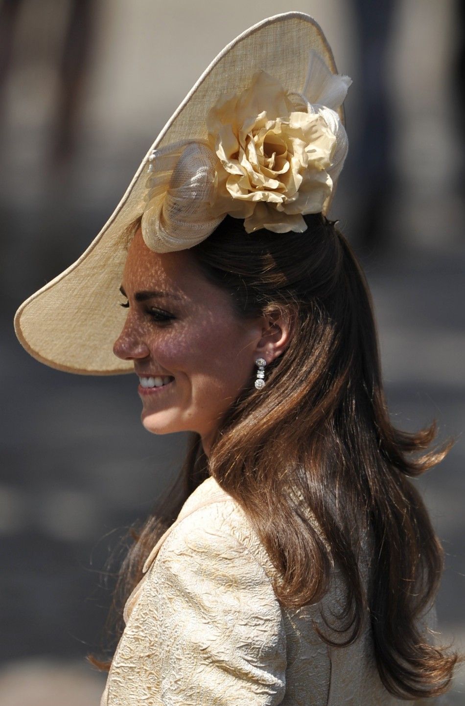 All Smiles An Endearing Catherine Middleton Adds Charm to Zaras Wedding