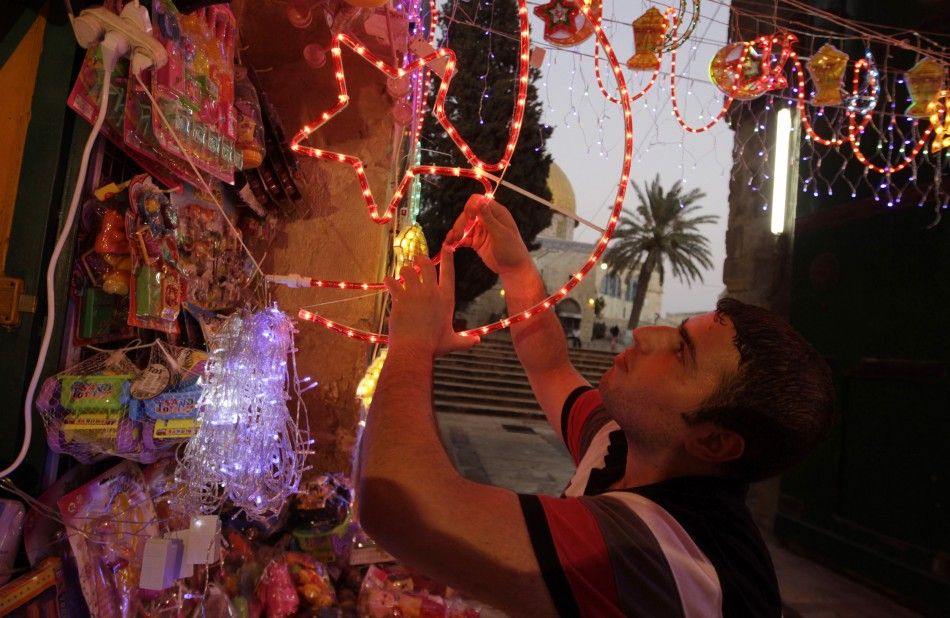 Muslims Celebrate Ramadan on Monday Amidst Arab Unrest Photos