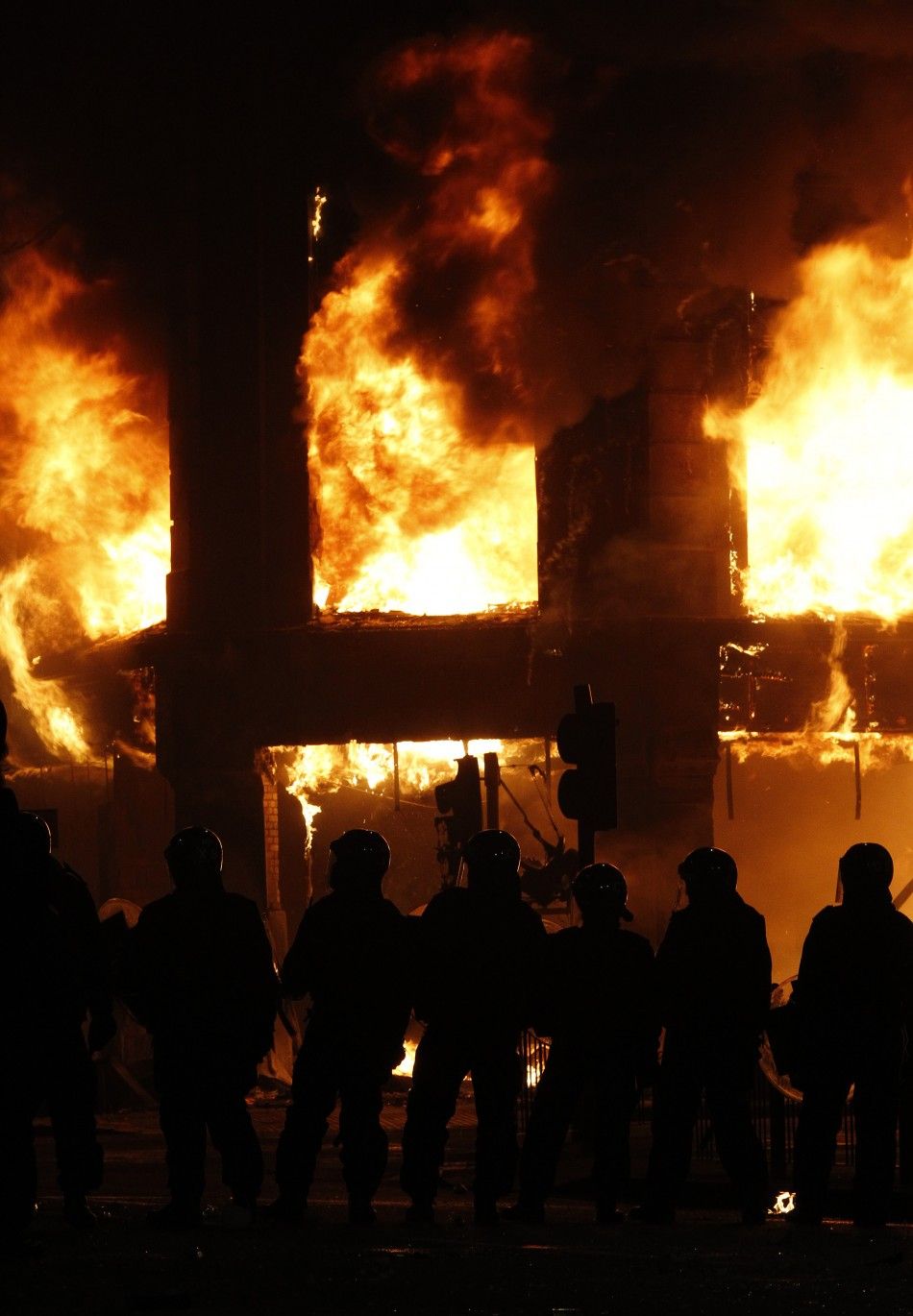 Tottenham Riot North London Ablaze with Violence and Protests.