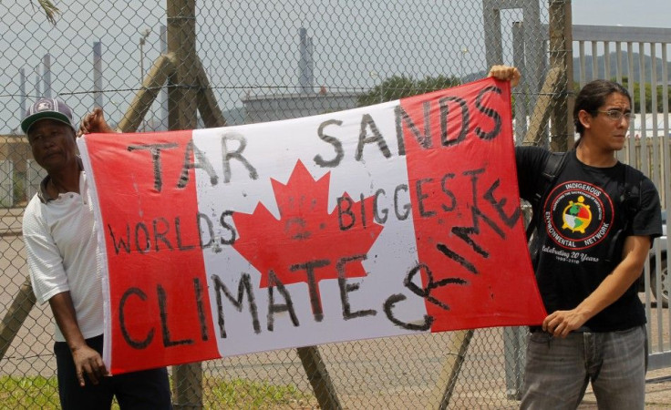 Canada natives sue Shell over oil sands funding