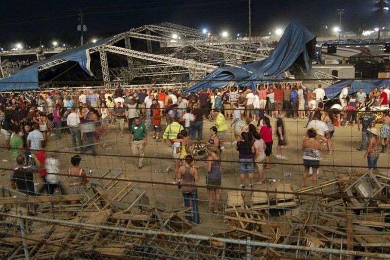 Deadly Indiana Stage Collapse Kills At Least 5, Injures 40 (Photos)