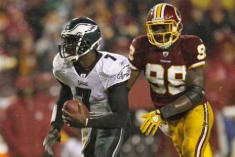 Vick unstoppable as Eagles crumple Redskins