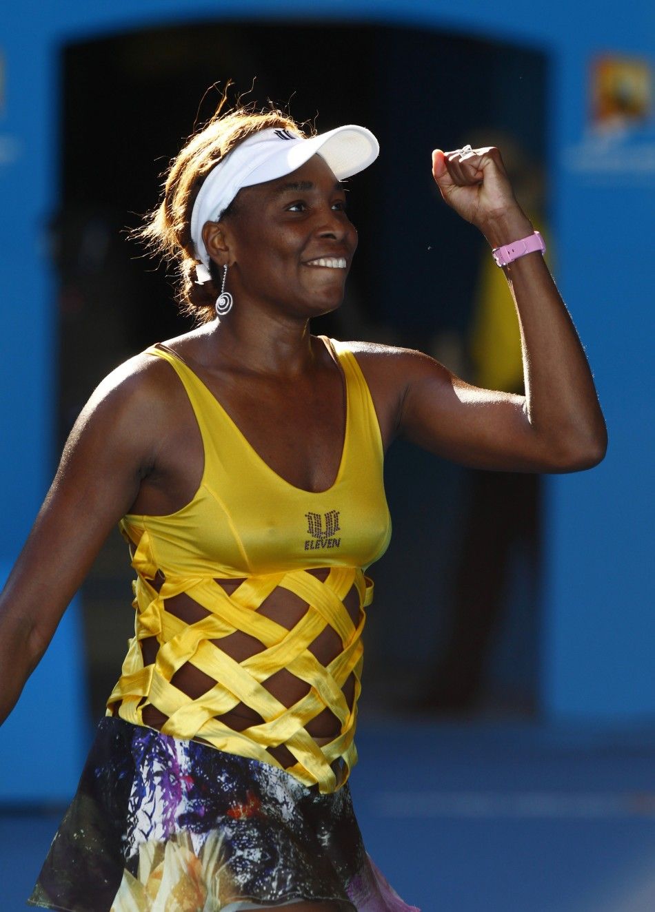 Venus Williams Shines in Yellow
