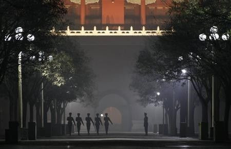 Heavy Beijing smog causes flight delays, cancellations