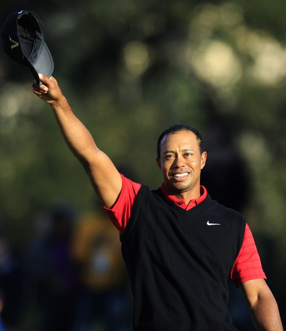 Tiger Woods Wins 2011 Cevron, First Tournament Victory Since Sex Scandal PHOTOS