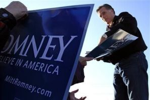 Republican presidential candidate, former Massachusetts Governor Mitt Romney campaigns at a rally in Manchester, New Hampshire