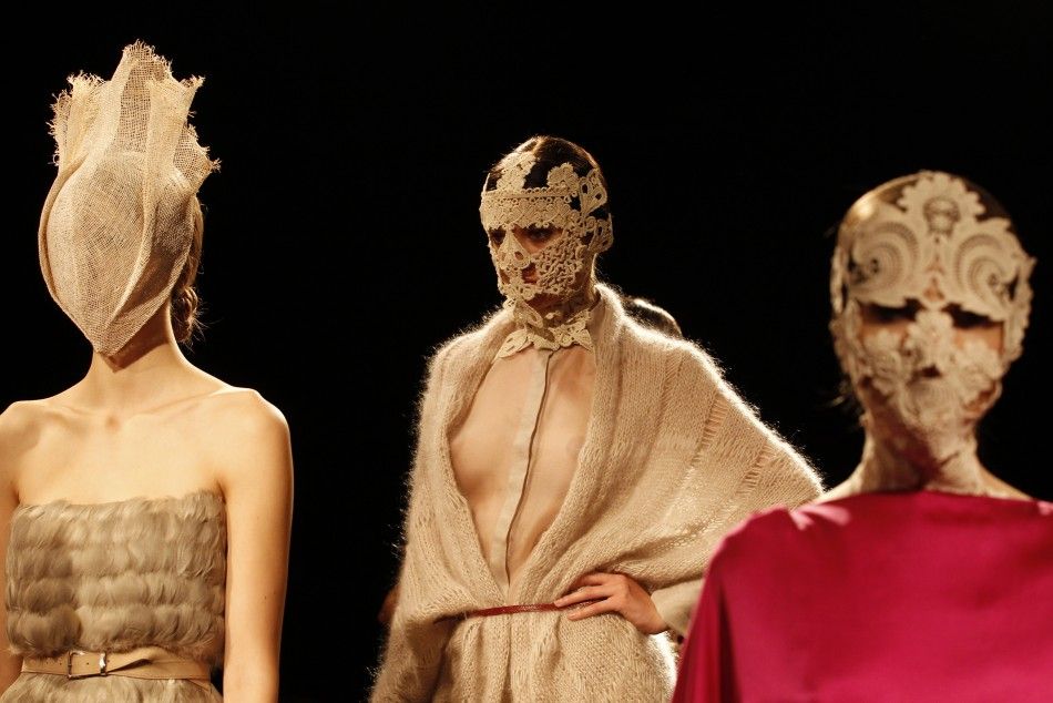 When Fashion Gets Freaky: A Collection of the Oddest Runway Styles [PHOTOS]