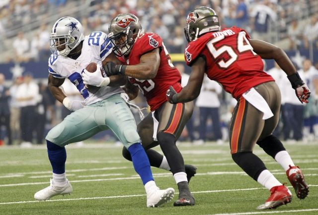 DeMarco Murray left Sunday's game with an injury.