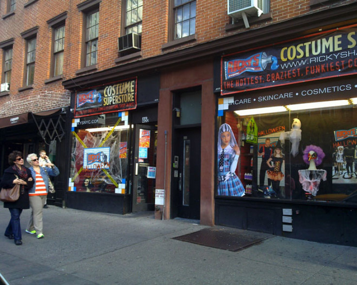 Halloween popup retail outlet
