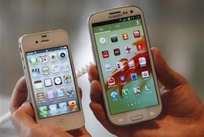 Samsung, Apple Lead Smart Connected Device Market