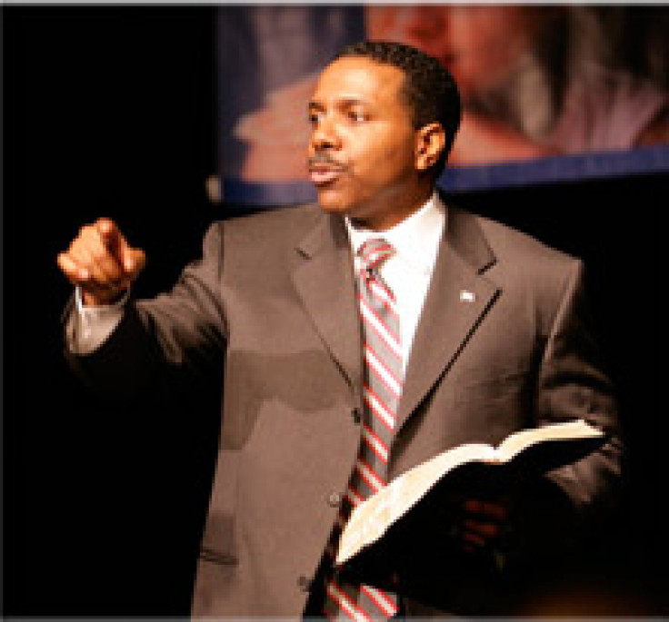 Creflo Dollar