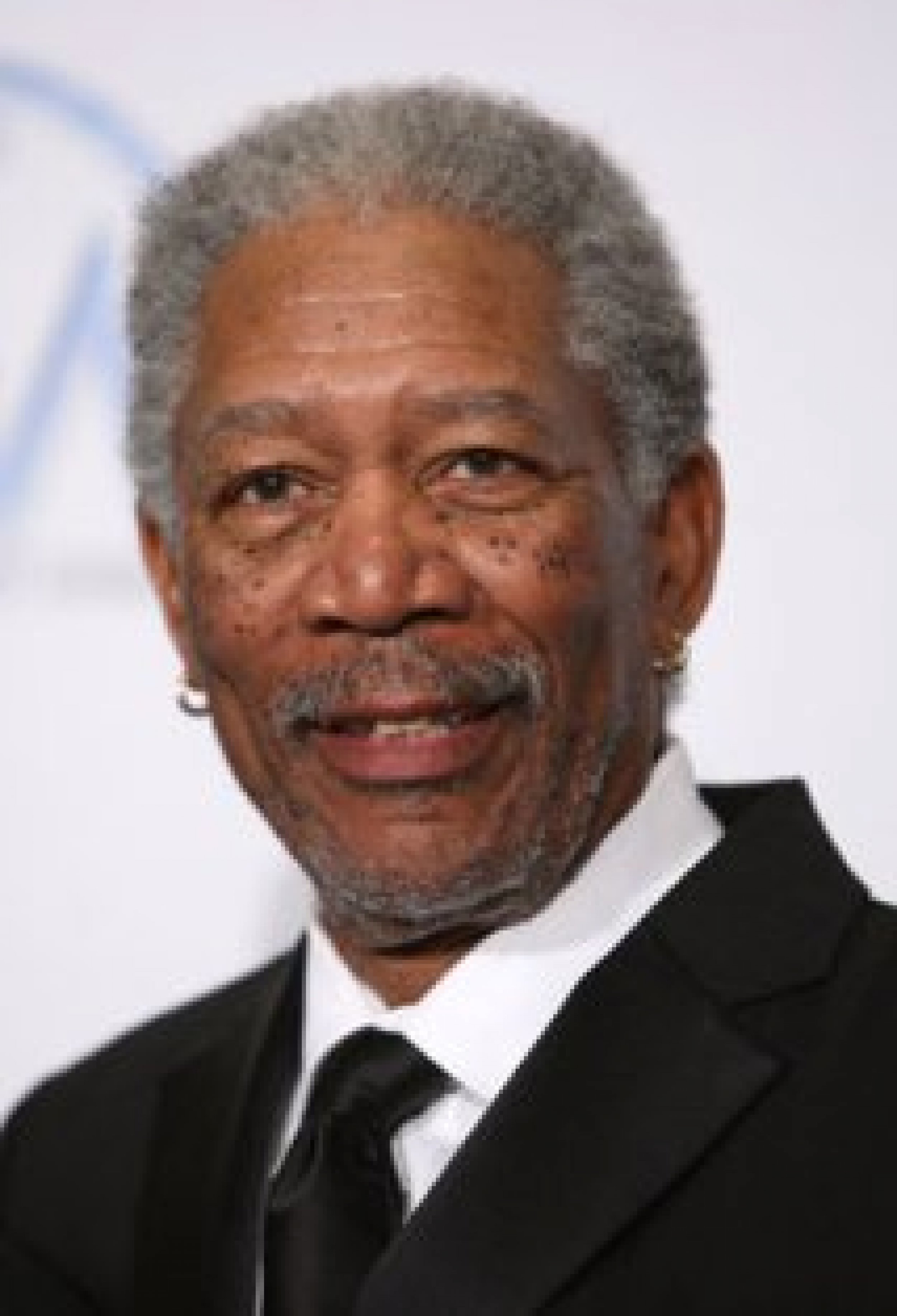 Twitter Confuses Morgan Freeman For Nelson Mandela And Shares Wrong Picture Ibtimes 