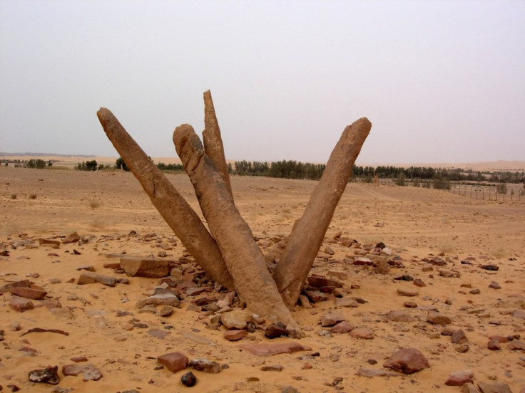 Rajajil standing stones