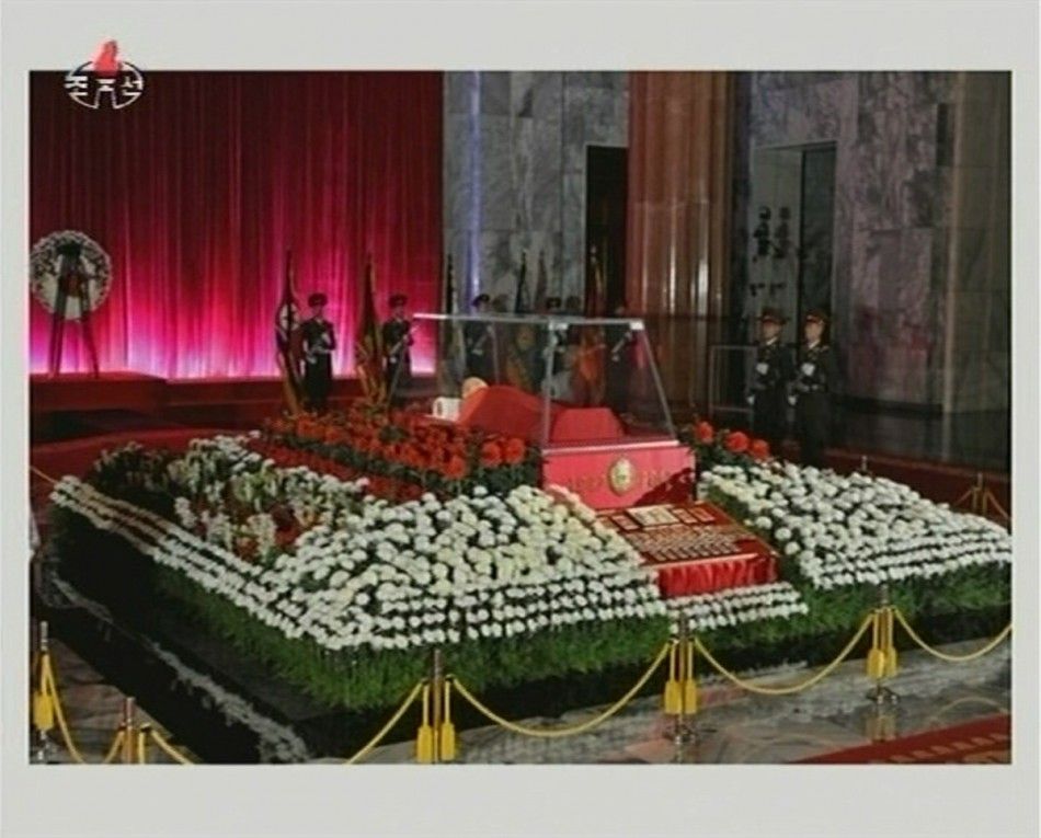 The body of North Korean leader Kim Jong-il lies in state at the Kumsusan Memorial Palace in Pyongyang in this picture released by the North039s official KCNA news agency early December 21, 2011. North Korea was in seclusion on Tuesday, a day after it 