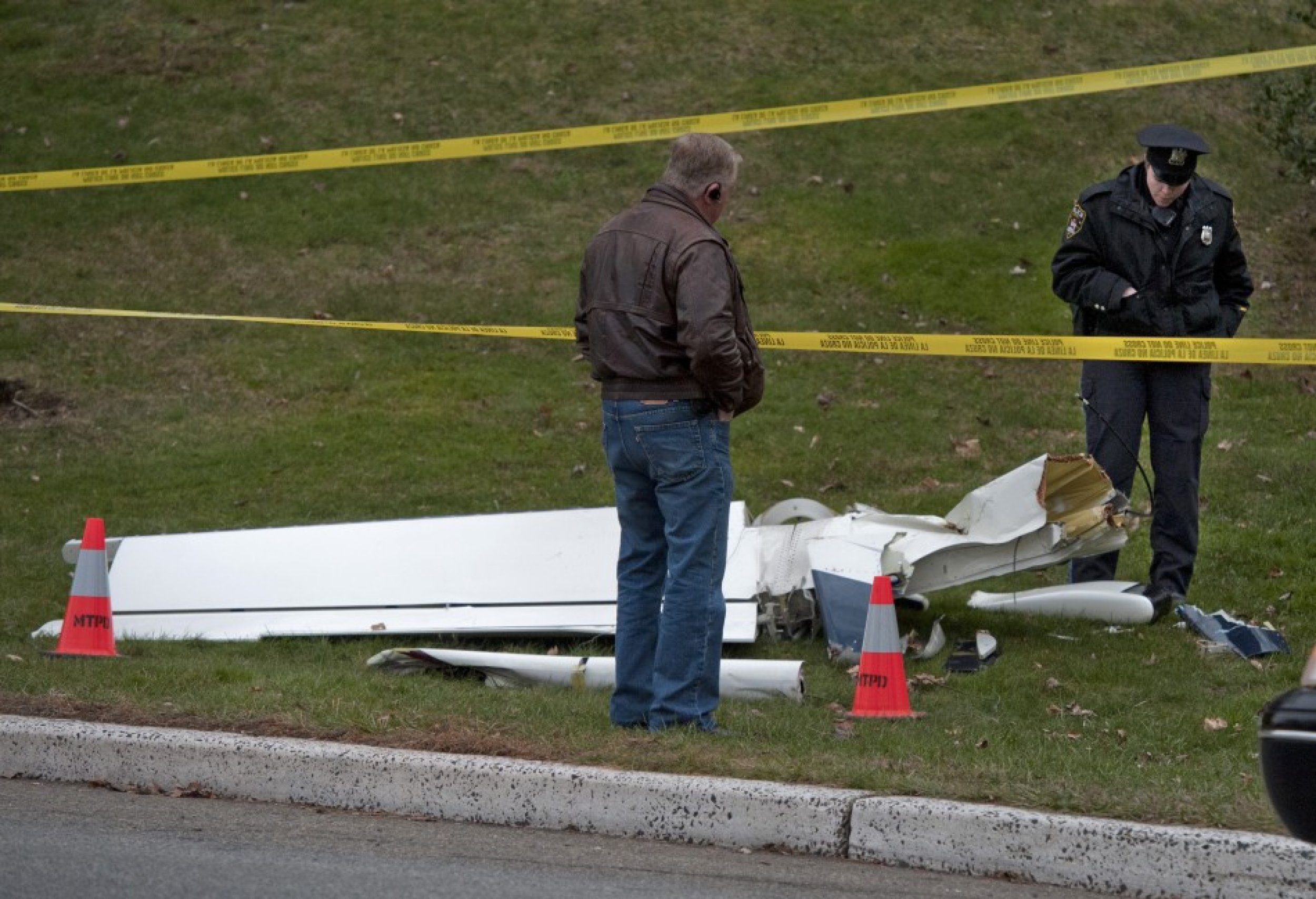 Plane Crash on New Jersey I287 Wreckage Spans Half a Mile [PHOTOS]