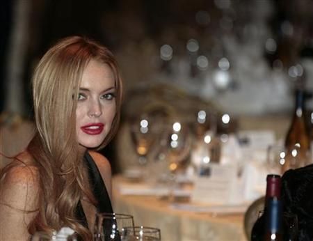 Is Lindsay Lohan Drinking 2 Liters Of Vodka A Day? LiLo’s Alleged ...