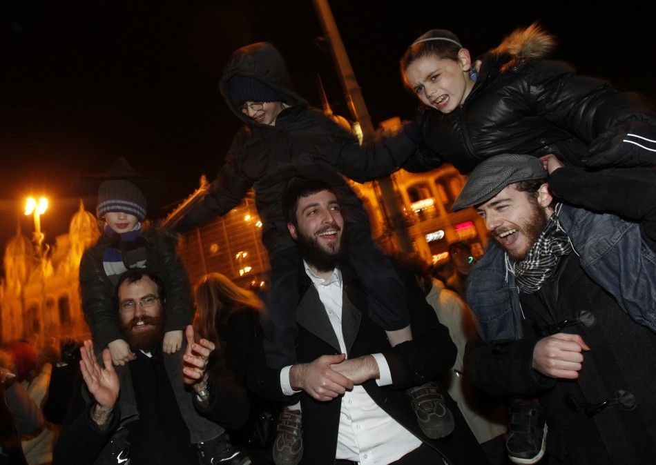 Members of Hungarys Jewish community gather to celebrate Hanukkah