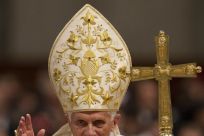 Pope Benedict XVI at Christmas Mass in St. Peter&#039;s Basilica