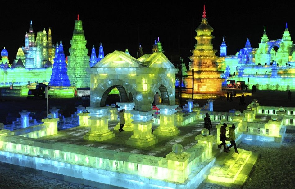 China Gears up for Harbin Ice and Snow World Festival