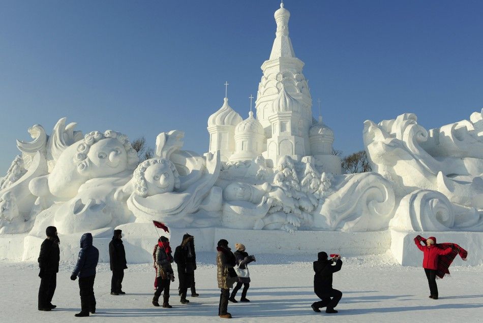 China Gears up for Harbin Ice and Snow World Festival