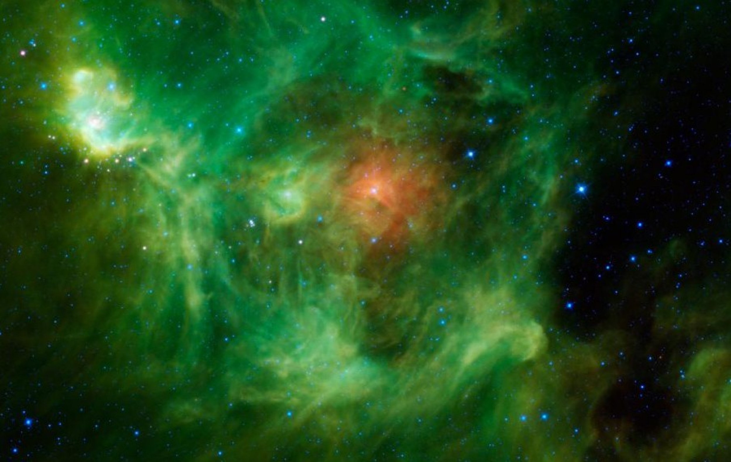 NASA releases image of quotMerry Christmas Wreath Nebulaquot from 1000 light-years away