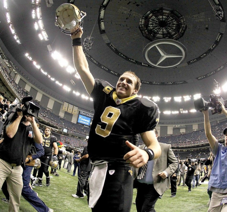 Drew Brees broke the single-season record for most passing yards in a single season on Monday night. Dan Marino, the former record holder, congratulated the Saints QB via Twitter.