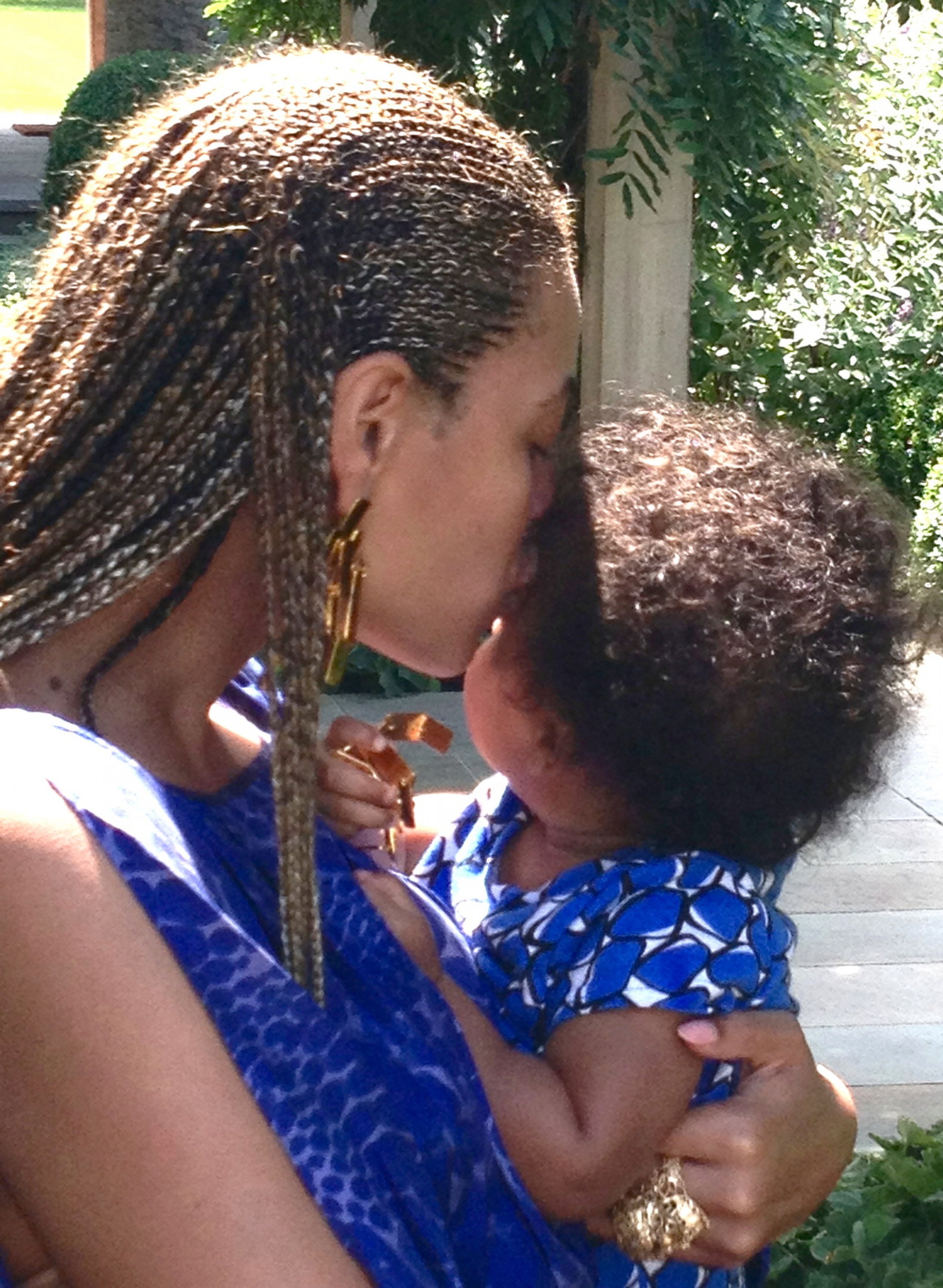 Beyonce Shows Her Love For Blue Ivy In New Pictures PHOTOS