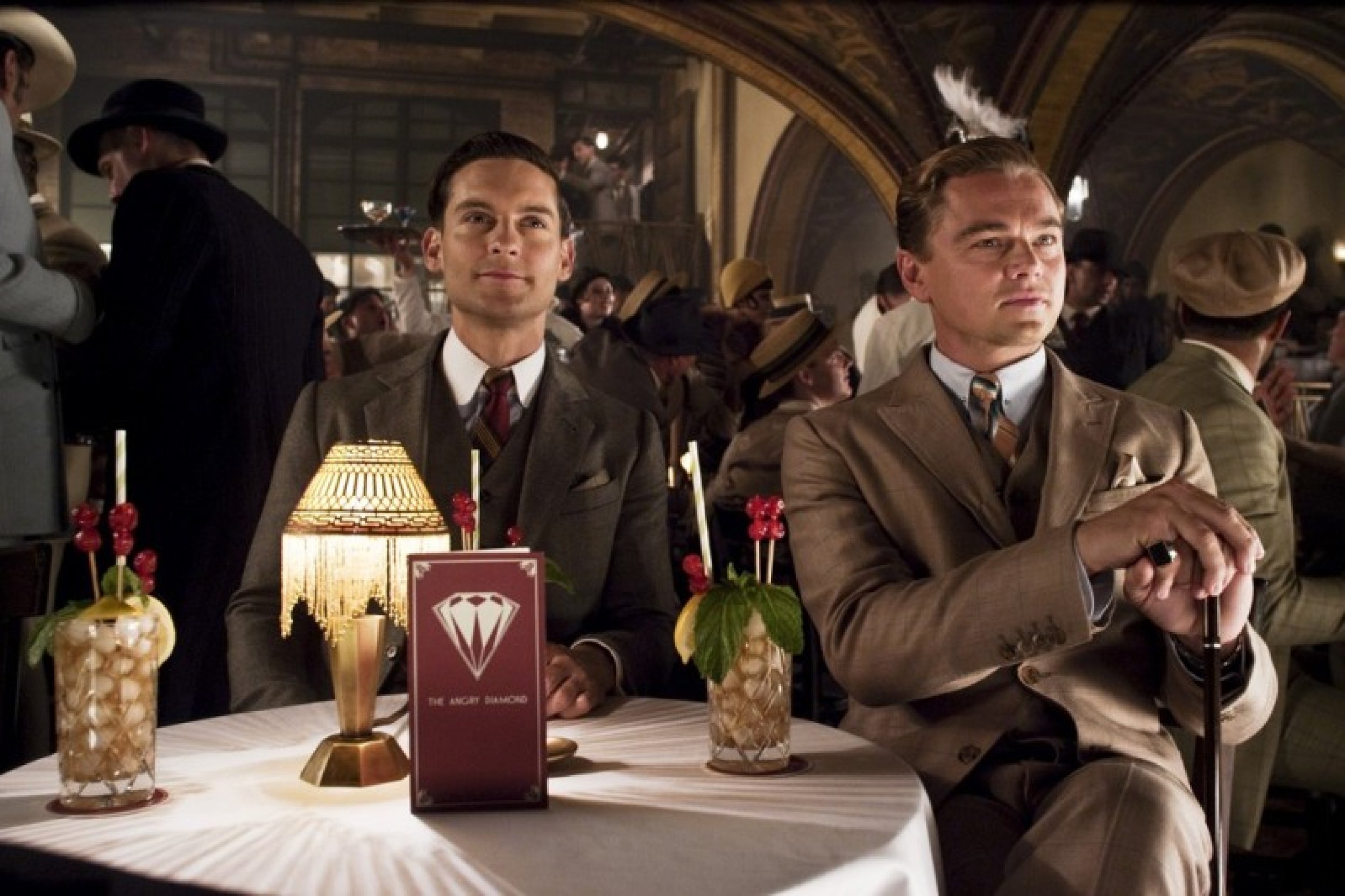 The-Great-Gatsby-Tobey-Maguire-Leonardo-DiCaprio