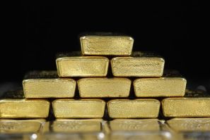Gold firms as IMF talk, Fitch stance lift euro